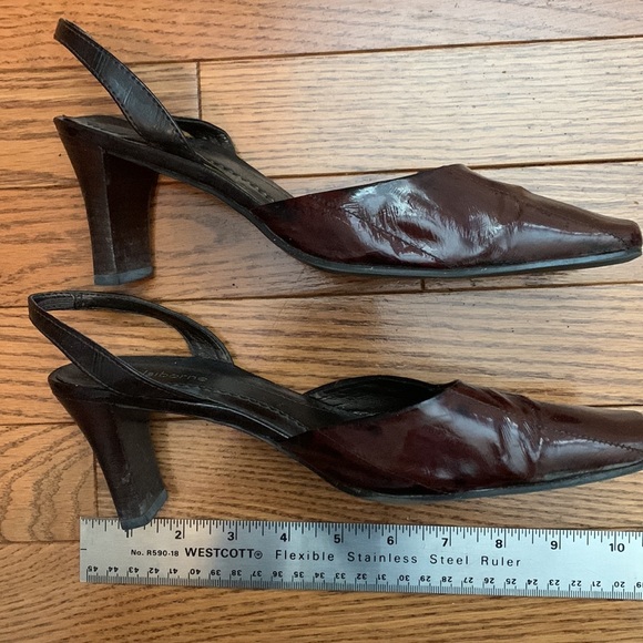 LIZ CLAIBORNE- brown leather upper slingback dress shoes 3” heels - Picture 6 of 12